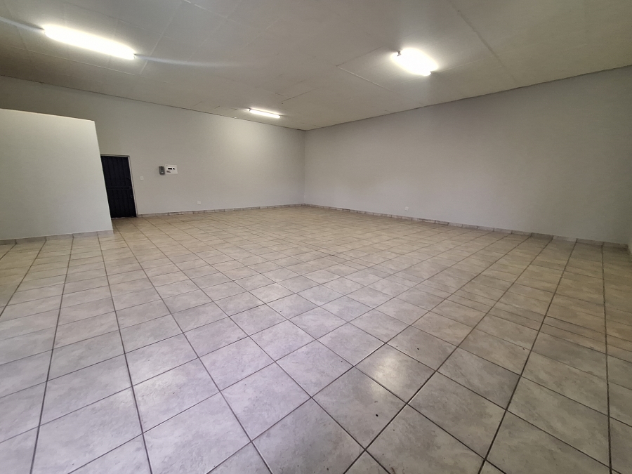 To Let commercial Property for Rent in Mid Town North West